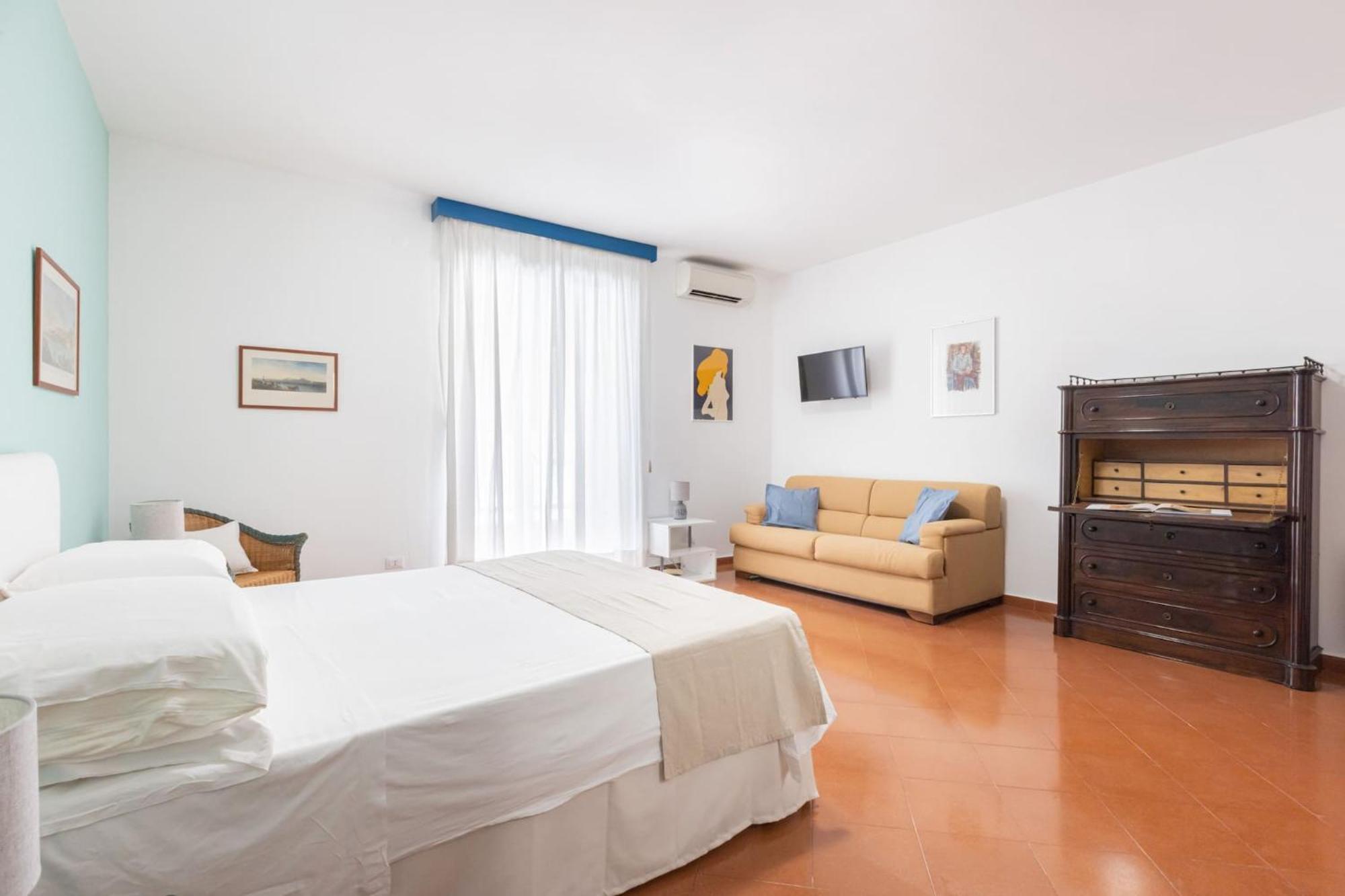 Sorrentovibes - New With Balconies In Center Apartment